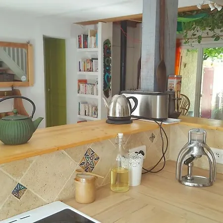 Petite Maison Climatisee A 2 Pas De La Mer Semesterbostad Six-Fours-les-Plages